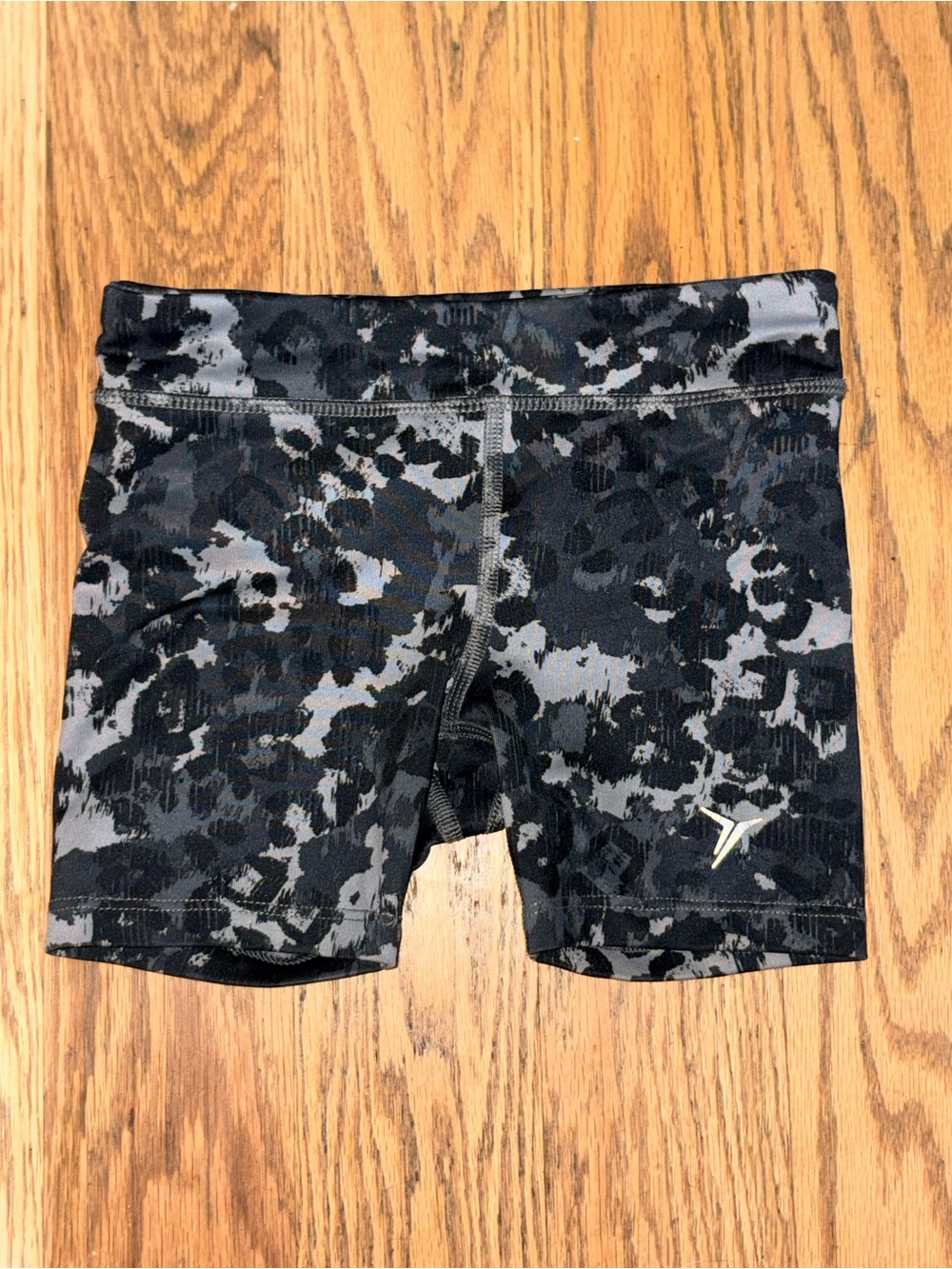 Old Navy Active Heather Gray Performance Shorts